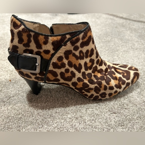 Leopard booties size 7.5 only worn twice. Excellent condition. - Picture 4 of 7